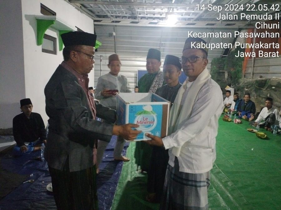 Keluarga Besar H Ahmad Izazi Gelar Haul KH Idris dan Hj Oyok Rokayah
