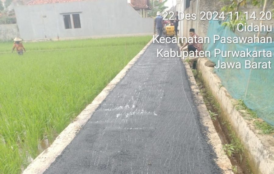 Pemdes Cidahu Realisasikan Dana Desa 2024 untuk Pembangunan Jalan Hotmix Lingkungan
