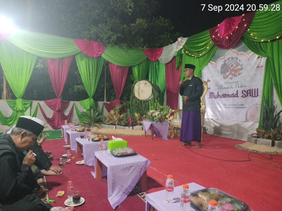 Pendes Pasawahan Melalui Dusun IV Cipamangkat Peringati Maulid Nabi Muhammad SAW 1446 H